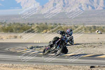 media/Dec-07-2025-CVMA (Sun) [[3e7d2de5dc]]/Race 18-Formula Twins-Formula 40 UL/